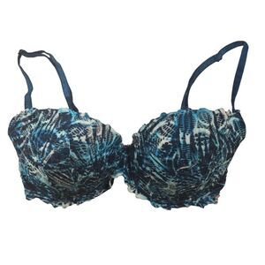 Pink Vicrorias Secret Date Push Up Bra Size 32D